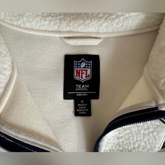 Women’s Dallas Cowboys Half-Zip Sherpa Pullover - Picture 2 of 5